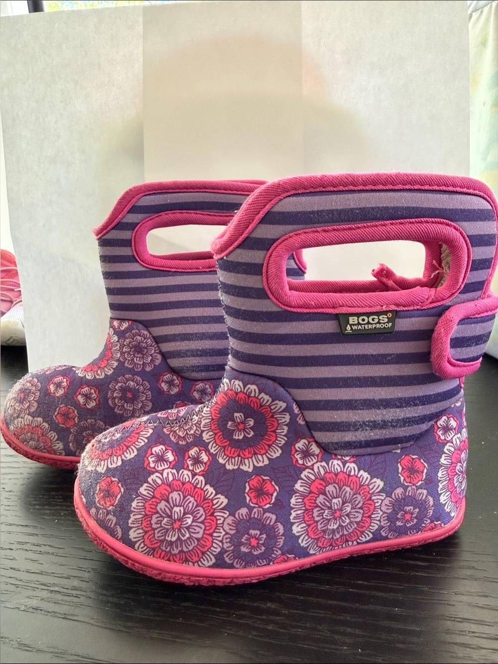 Bogs Kids Purple Floral Rain Boots with Pink Trim soze 8 Toddler